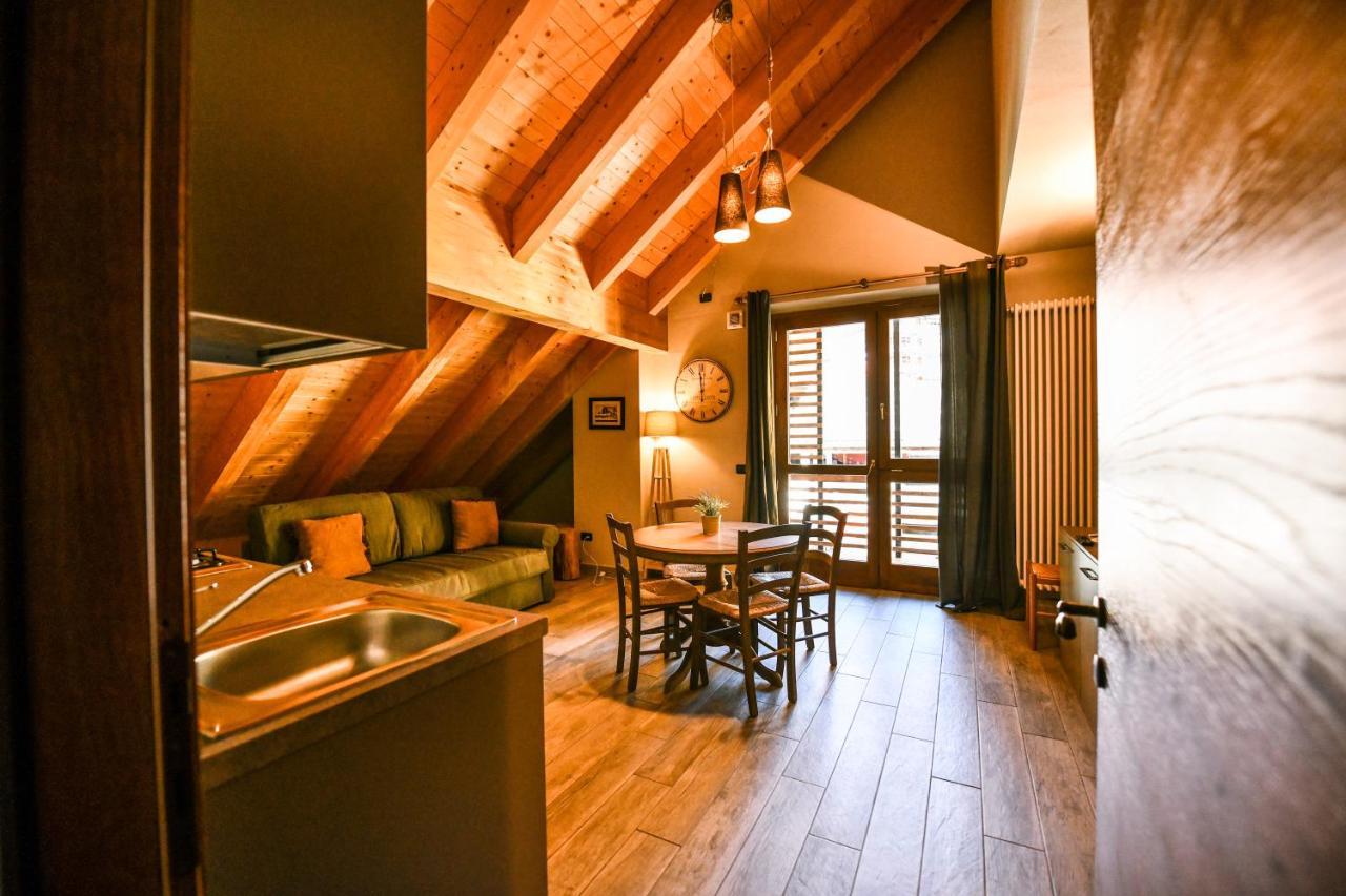 Stalle Lunghe Deluxe Apartments Prato Nevoso Eksteriør bilde
